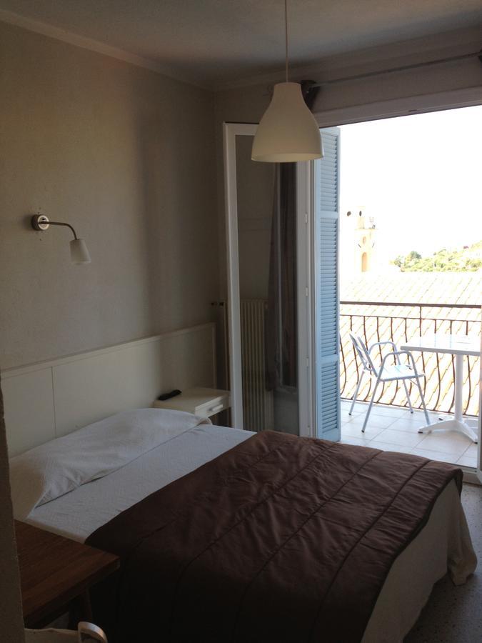Hotel Cyrnos Cargese Exterior photo